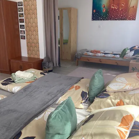Apartmán Tavaszpart Vendeghaz Segedín