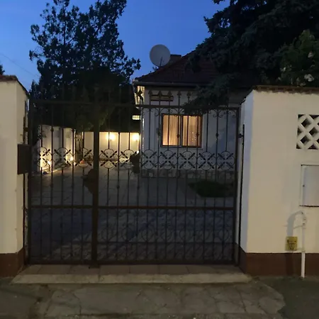 Apartmán Tavaszpart Vendeghaz Segedín