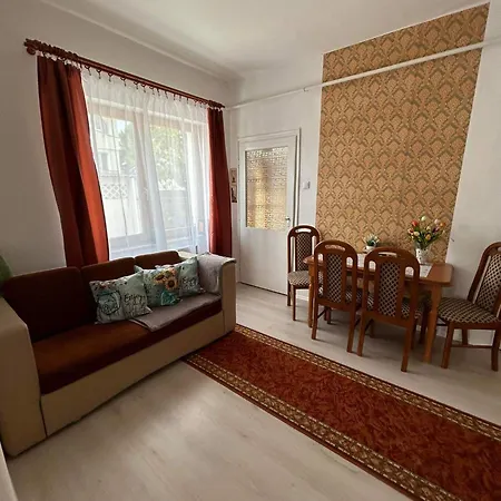 Tavaszpart Vendeghaz Σέγκεντ