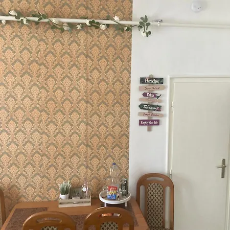 Tavaszpart Vendeghaz * Σέγκεντ