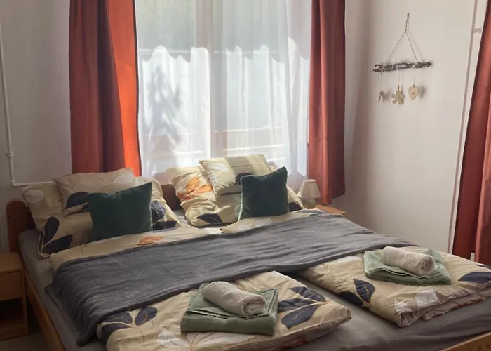 Apartamento Tavaszpart *