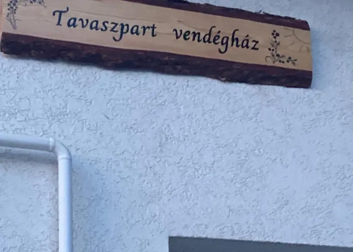 Apartamento Tavaszpart *