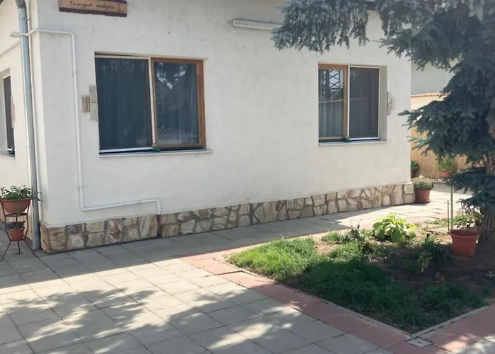 Tavaszpart Apartamento